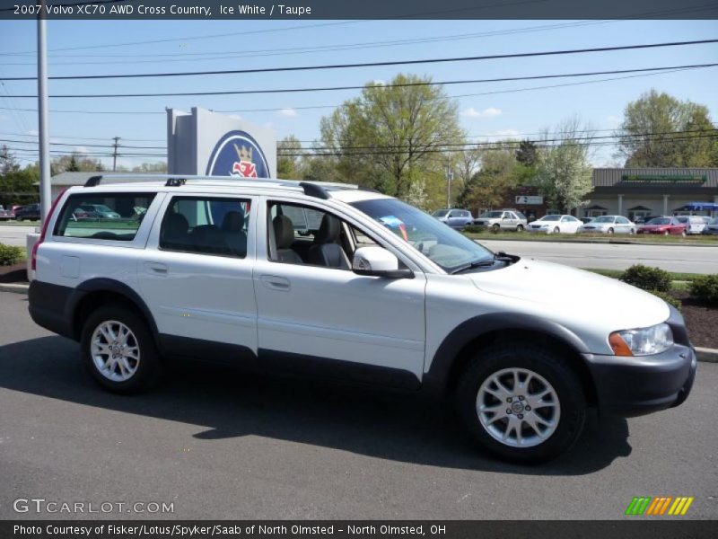 Ice White / Taupe 2007 Volvo XC70 AWD Cross Country