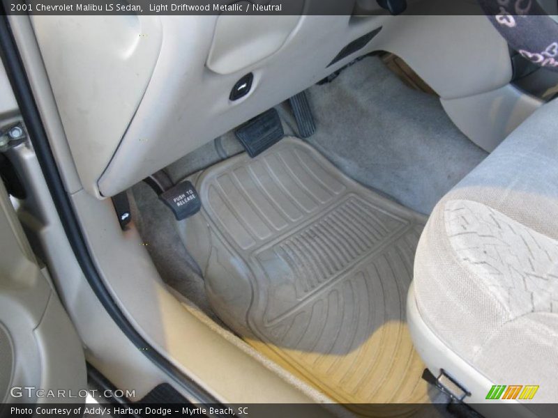 Light Driftwood Metallic / Neutral 2001 Chevrolet Malibu LS Sedan