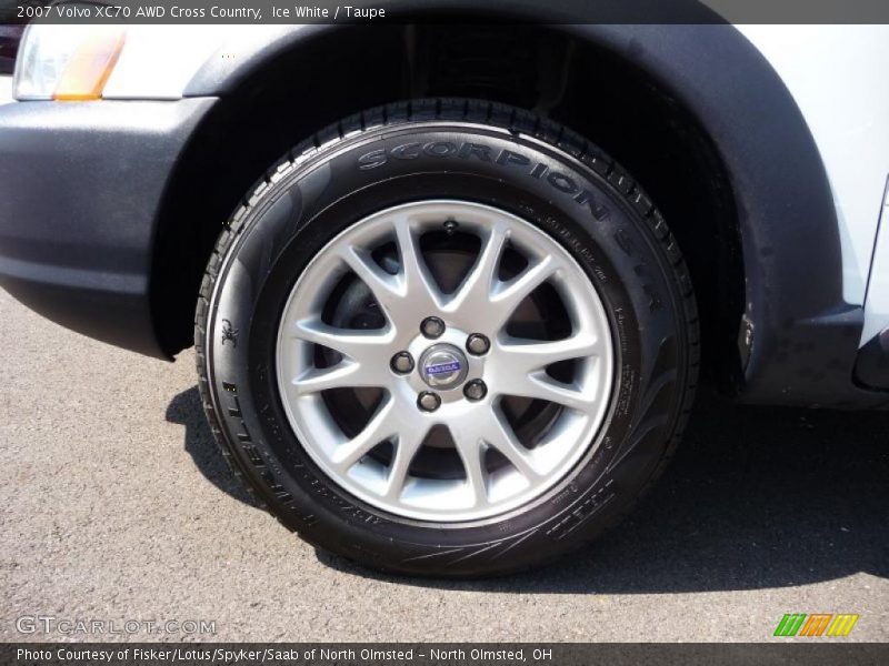 Ice White / Taupe 2007 Volvo XC70 AWD Cross Country