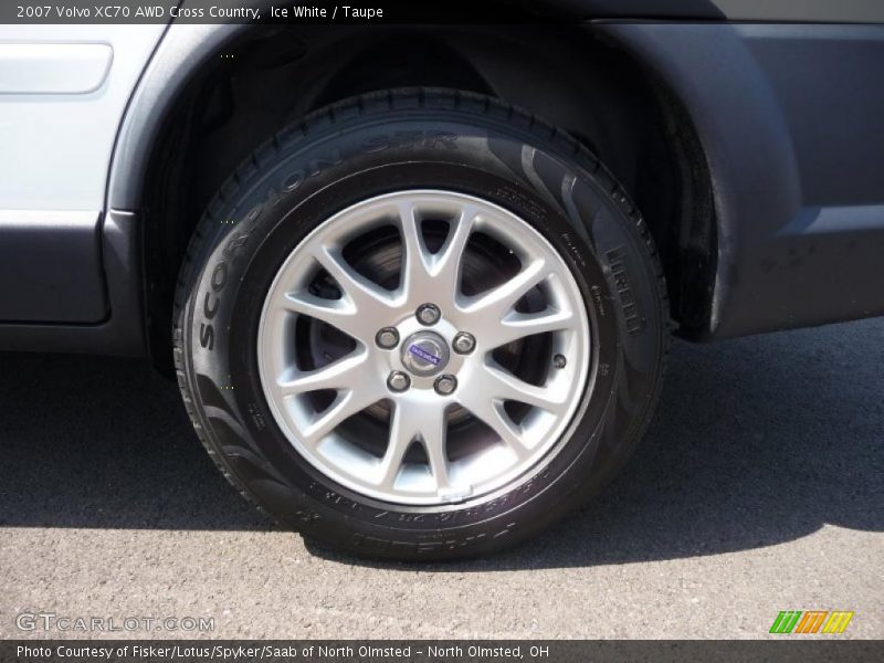 Ice White / Taupe 2007 Volvo XC70 AWD Cross Country