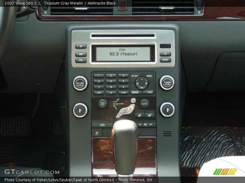 Titanium Gray Metallic / Anthracite Black 2007 Volvo S80 3.2
