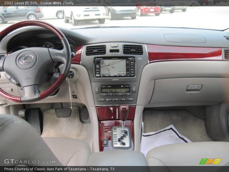 Crystal White / Ivory 2002 Lexus ES 300