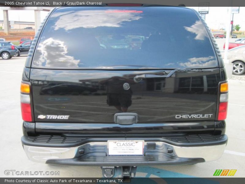 Black / Gray/Dark Charcoal 2005 Chevrolet Tahoe LS