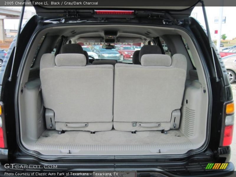 Black / Gray/Dark Charcoal 2005 Chevrolet Tahoe LS
