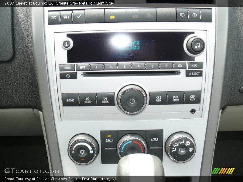 Granite Gray Metallic / Light Gray 2007 Chevrolet Equinox LS