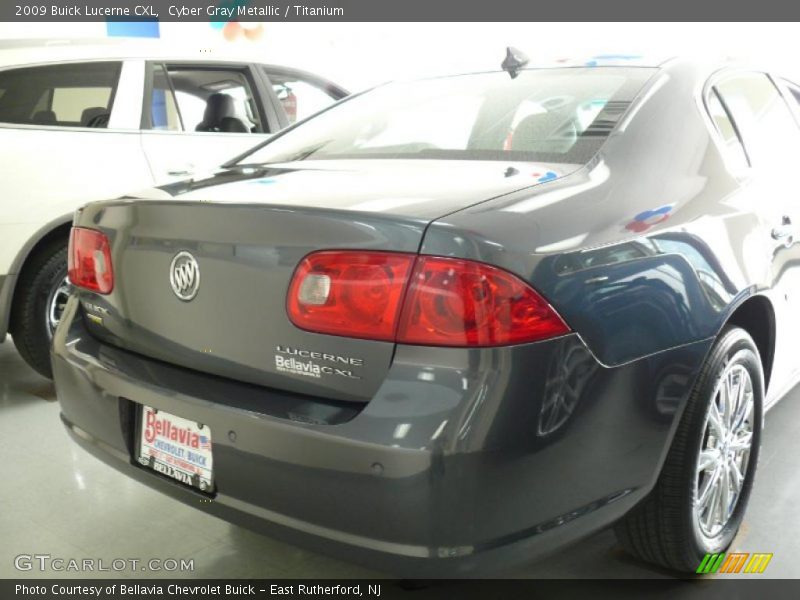 Cyber Gray Metallic / Titanium 2009 Buick Lucerne CXL