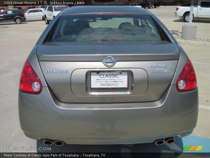 Spirited Bronze / Black 2004 Nissan Maxima 3.5 SE