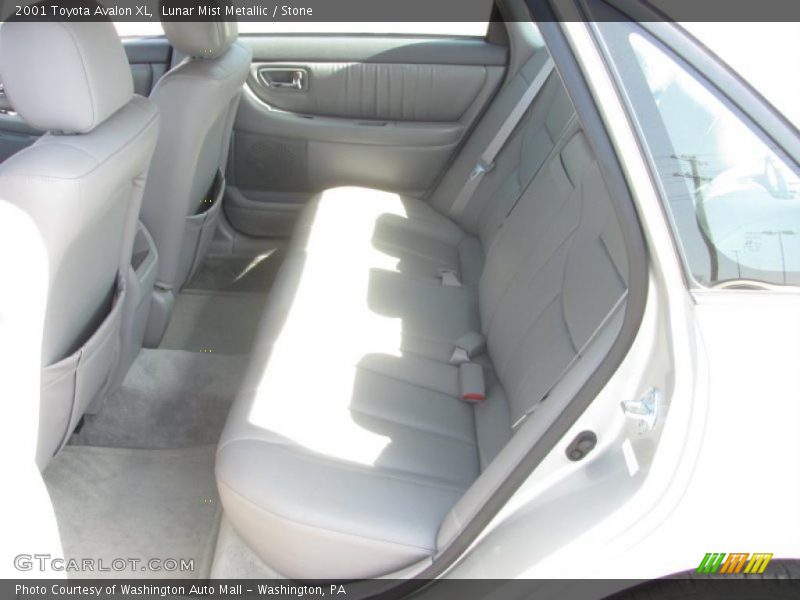 Lunar Mist Metallic / Stone 2001 Toyota Avalon XL