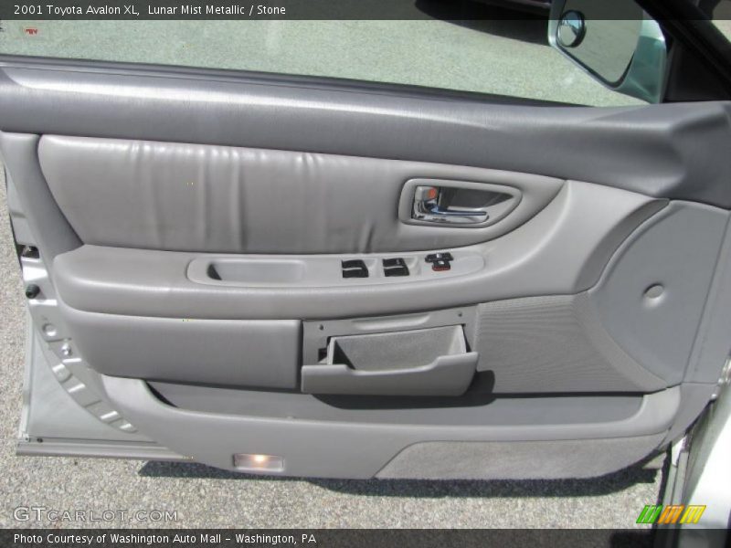Lunar Mist Metallic / Stone 2001 Toyota Avalon XL