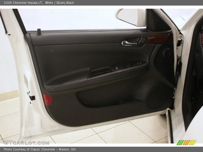 White / Ebony Black 2006 Chevrolet Impala LT