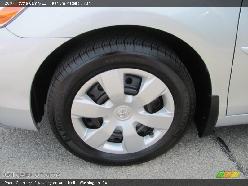 Titanium Metallic / Ash 2007 Toyota Camry LE
