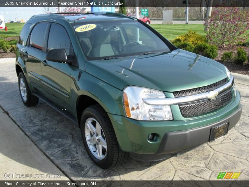 Meander Green Metallic / Light Gray 2005 Chevrolet Equinox LT