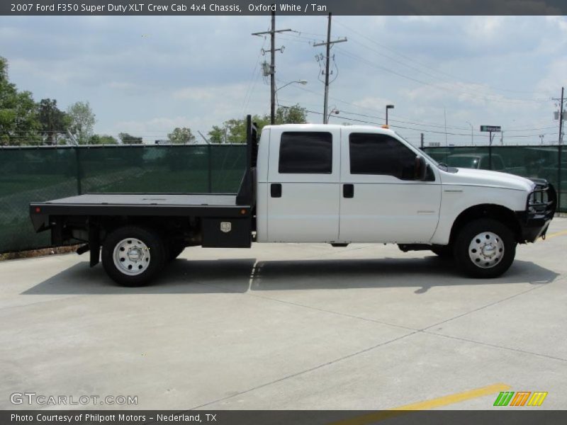 Oxford White / Tan 2007 Ford F350 Super Duty XLT Crew Cab 4x4 Chassis