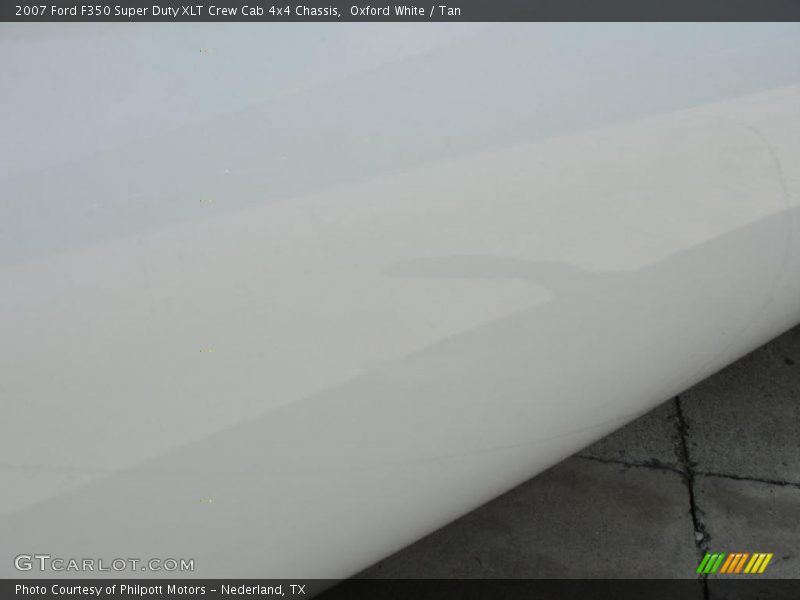 Oxford White / Tan 2007 Ford F350 Super Duty XLT Crew Cab 4x4 Chassis