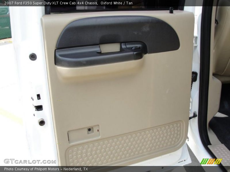 Oxford White / Tan 2007 Ford F350 Super Duty XLT Crew Cab 4x4 Chassis