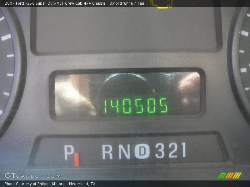 Oxford White / Tan 2007 Ford F350 Super Duty XLT Crew Cab 4x4 Chassis