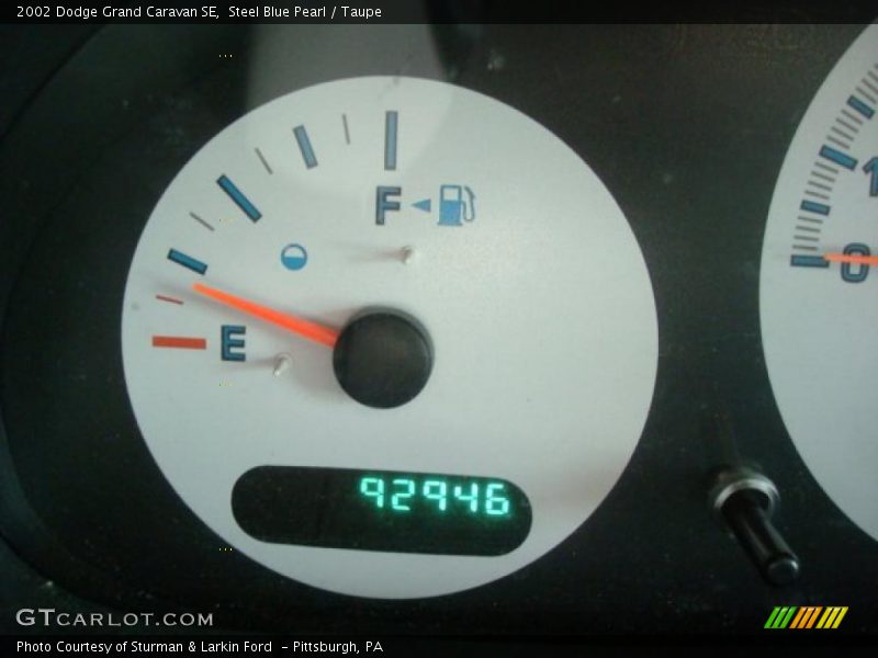 Steel Blue Pearl / Taupe 2002 Dodge Grand Caravan SE