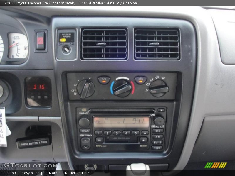 Lunar Mist Silver Metallic / Charcoal 2003 Toyota Tacoma PreRunner Xtracab