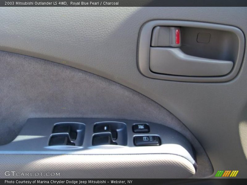 Royal Blue Pearl / Charcoal 2003 Mitsubishi Outlander LS 4WD