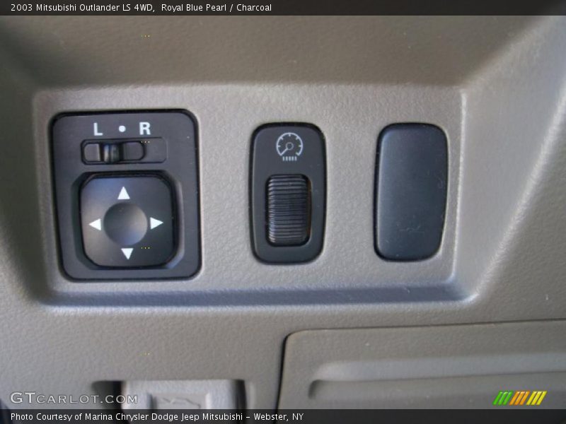 Royal Blue Pearl / Charcoal 2003 Mitsubishi Outlander LS 4WD