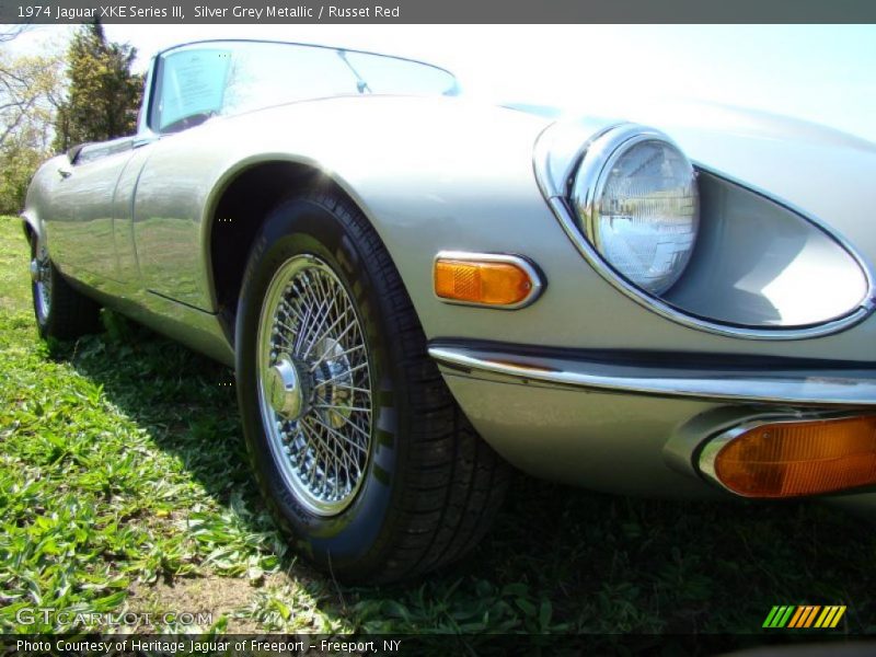 Silver Grey Metallic / Russet Red 1974 Jaguar XKE Series III