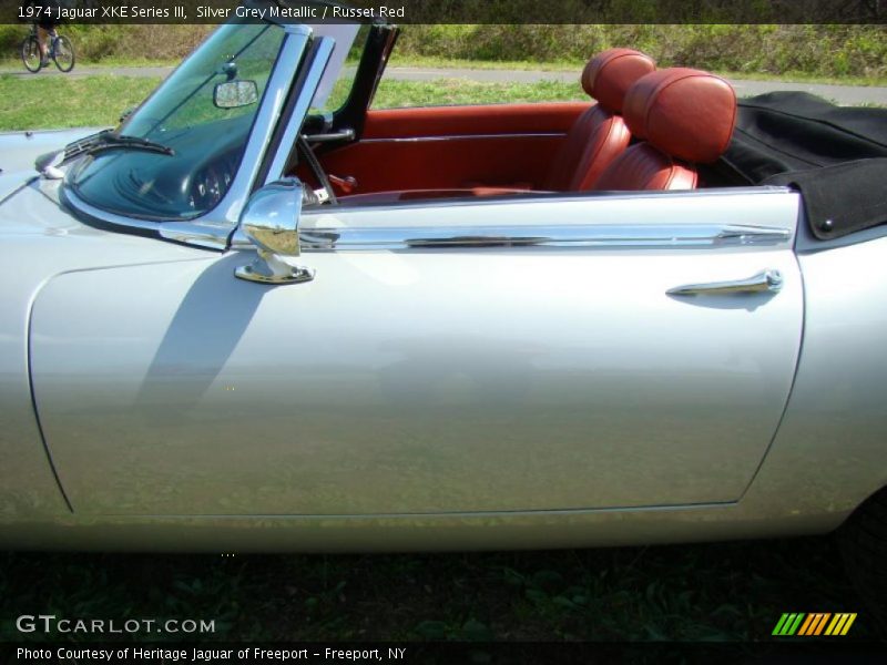 Silver Grey Metallic / Russet Red 1974 Jaguar XKE Series III