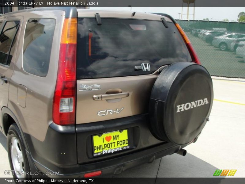 Mojave Mist Metallic / Saddle 2004 Honda CR-V LX