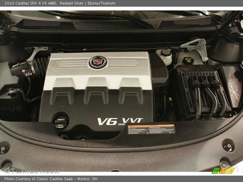 Radiant Silver / Ebony/Titanium 2010 Cadillac SRX 4 V6 AWD