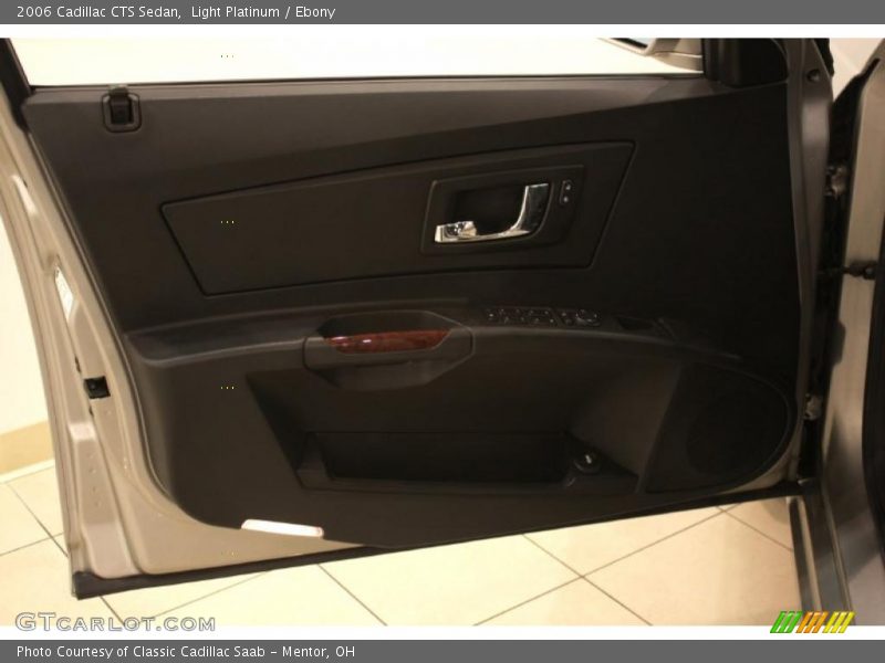 Light Platinum / Ebony 2006 Cadillac CTS Sedan