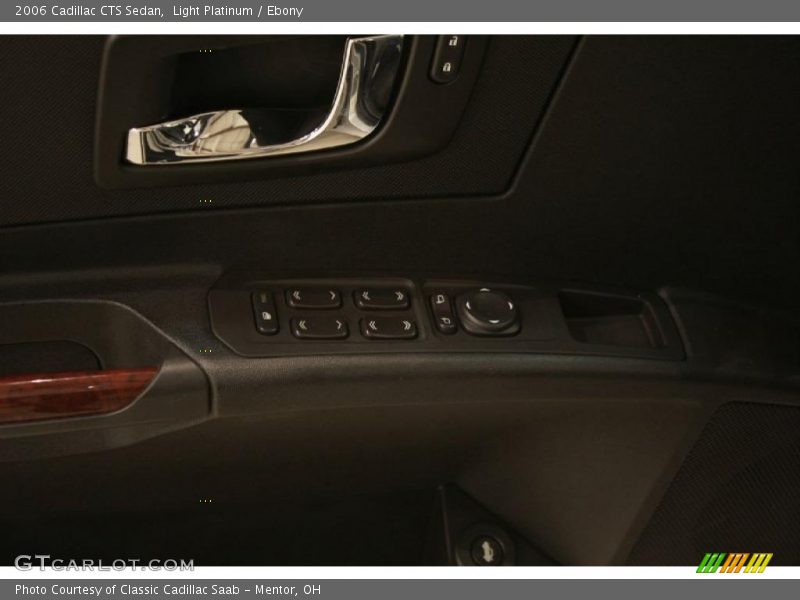 Light Platinum / Ebony 2006 Cadillac CTS Sedan