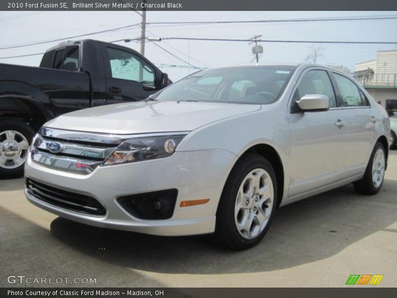 Brilliant Silver Metallic / Charcoal Black 2010 Ford Fusion SE