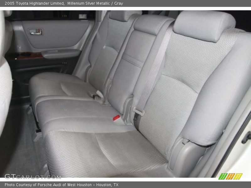 Millenium Silver Metallic / Gray 2005 Toyota Highlander Limited