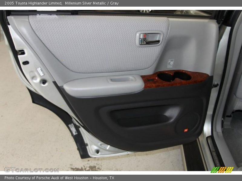 Millenium Silver Metallic / Gray 2005 Toyota Highlander Limited