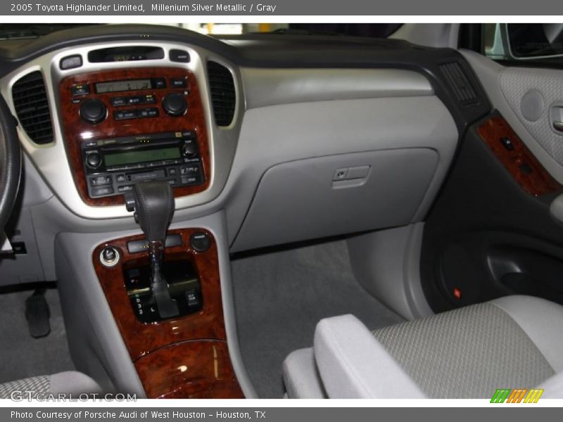 Millenium Silver Metallic / Gray 2005 Toyota Highlander Limited