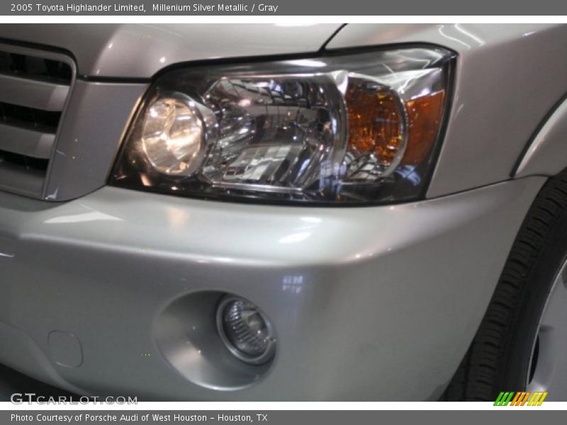 Millenium Silver Metallic / Gray 2005 Toyota Highlander Limited