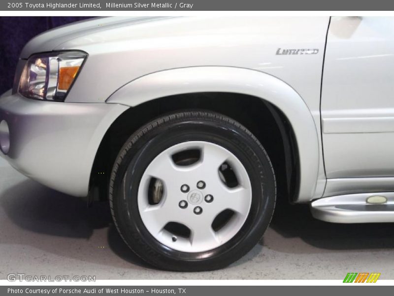 Millenium Silver Metallic / Gray 2005 Toyota Highlander Limited