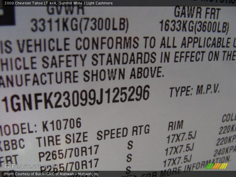 Summit White / Light Cashmere 2009 Chevrolet Tahoe LT 4x4
