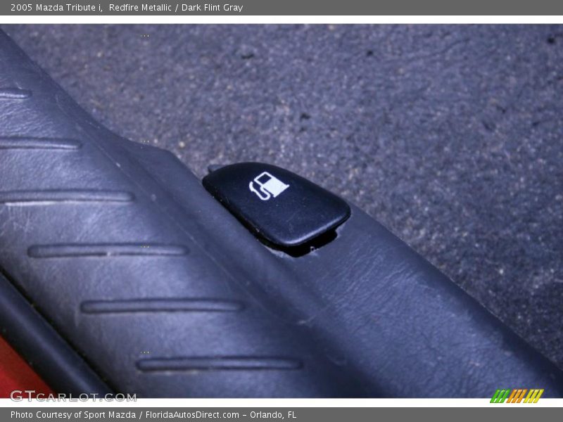 Redfire Metallic / Dark Flint Gray 2005 Mazda Tribute i