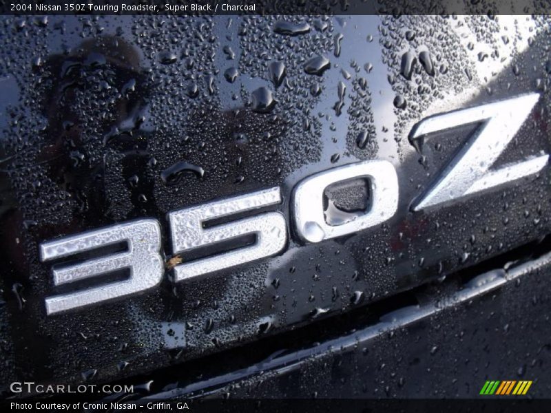 Super Black / Charcoal 2004 Nissan 350Z Touring Roadster