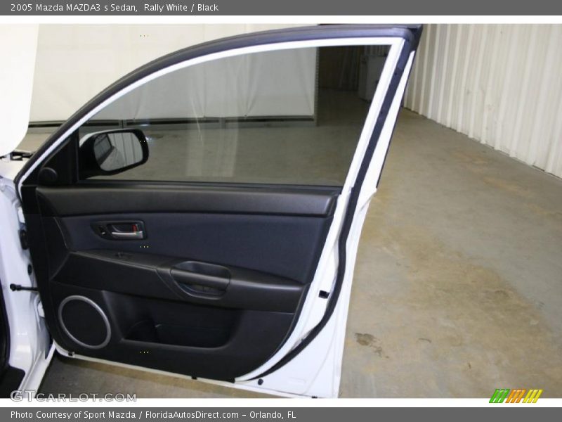 Rally White / Black 2005 Mazda MAZDA3 s Sedan