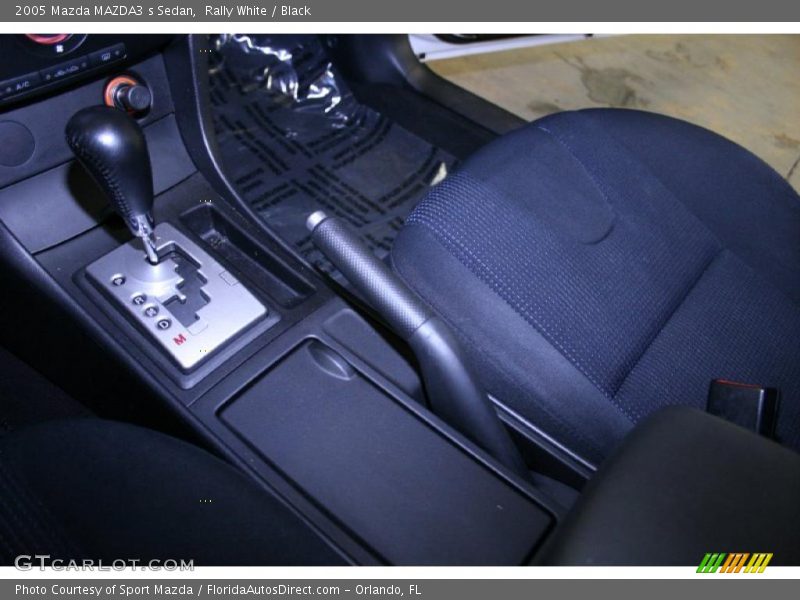 Rally White / Black 2005 Mazda MAZDA3 s Sedan