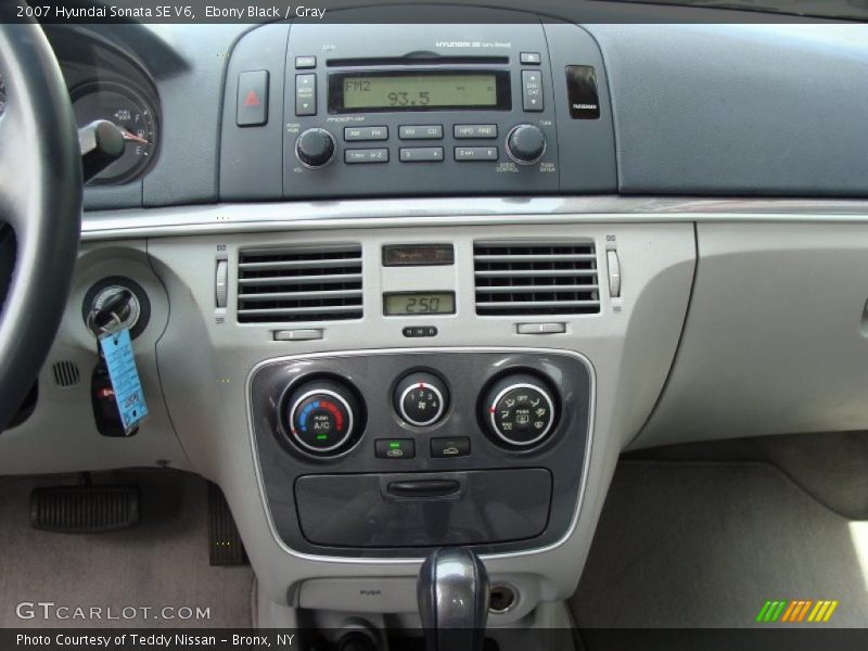 Ebony Black / Gray 2007 Hyundai Sonata SE V6