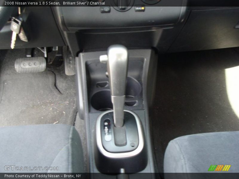 Brilliant Silver / Charcoal 2008 Nissan Versa 1.8 S Sedan