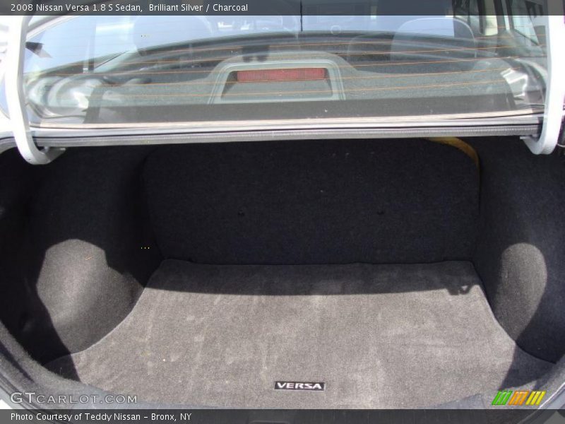 Brilliant Silver / Charcoal 2008 Nissan Versa 1.8 S Sedan