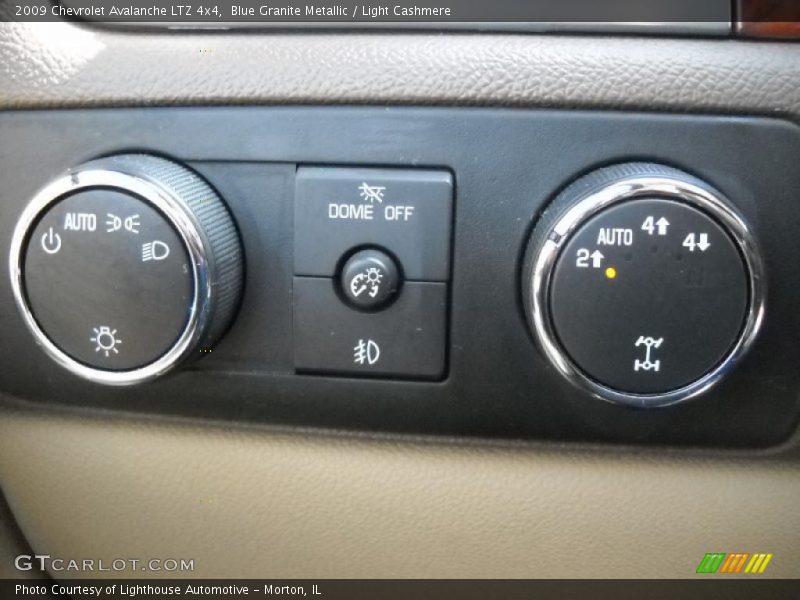 Blue Granite Metallic / Light Cashmere 2009 Chevrolet Avalanche LTZ 4x4