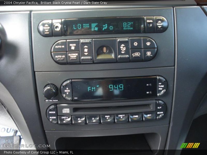 Brilliant Black Crystal Pearl / Dark Slate Gray 2004 Chrysler Pacifica