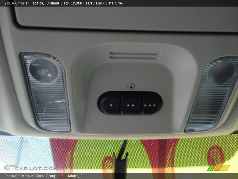 Brilliant Black Crystal Pearl / Dark Slate Gray 2004 Chrysler Pacifica