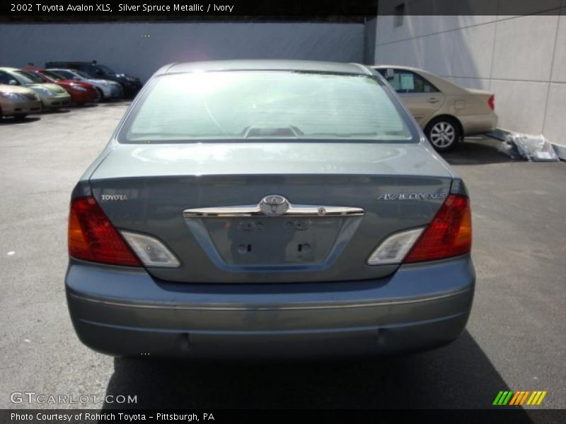 Silver Spruce Metallic / Ivory 2002 Toyota Avalon XLS