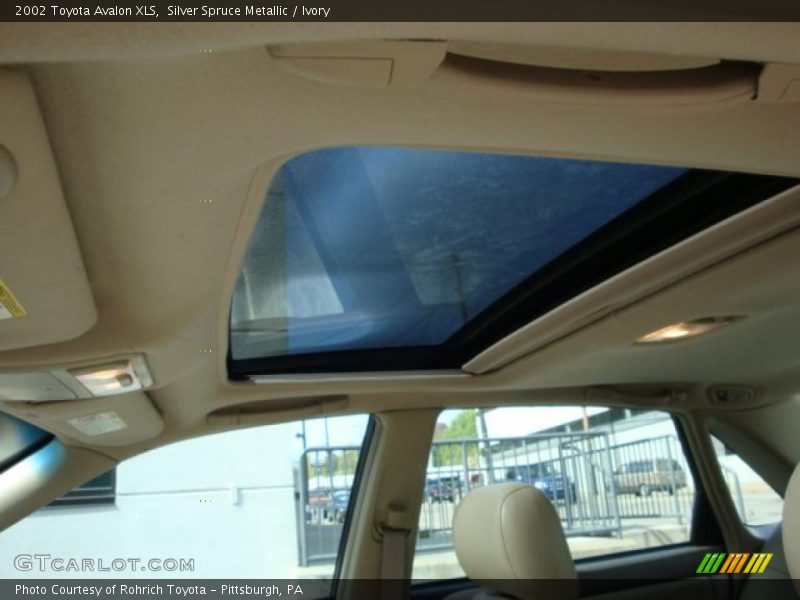 Silver Spruce Metallic / Ivory 2002 Toyota Avalon XLS