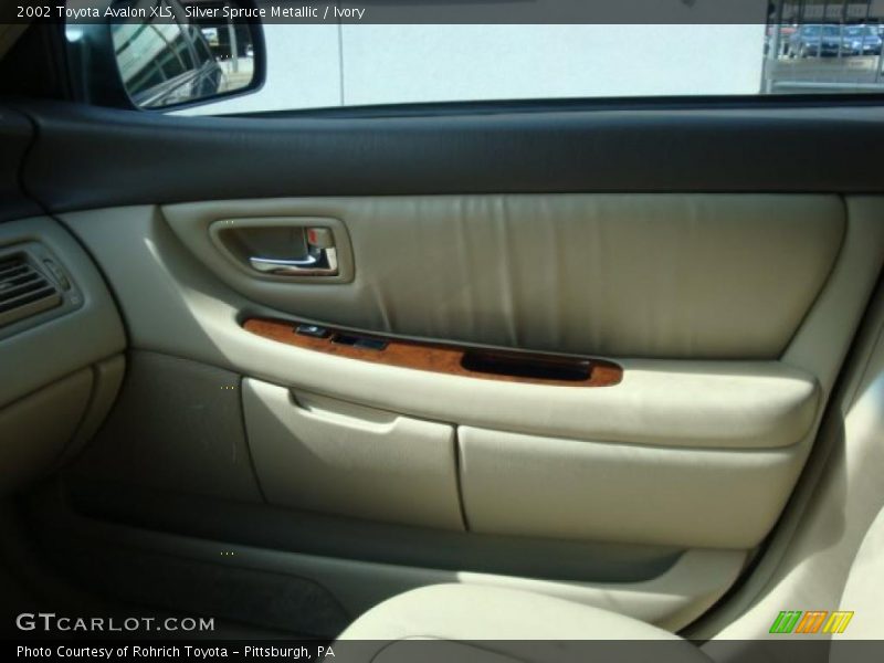 Silver Spruce Metallic / Ivory 2002 Toyota Avalon XLS